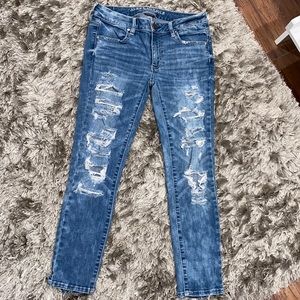 Size 6 AEO Distressed Super Stretch Jegging Ankle Jeans super nice